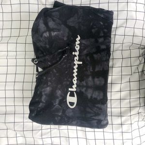 Black tyedye champion hoodie ˎˊ˗